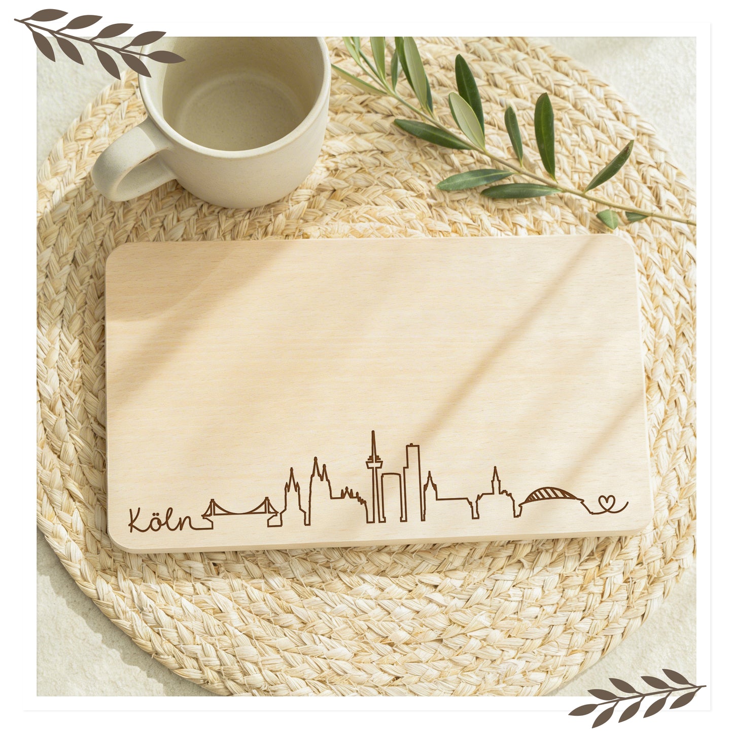 Frühstücksbrett Köln Skyline – Massives Buchenholz