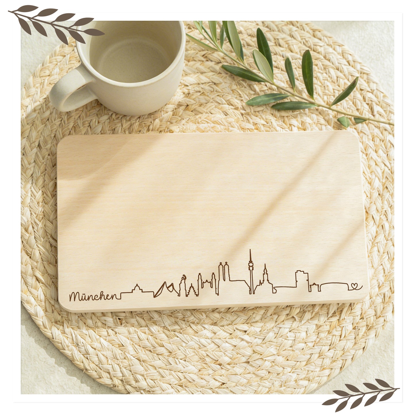 Frühstücksbrett München Skyline – Massives Buchenholz