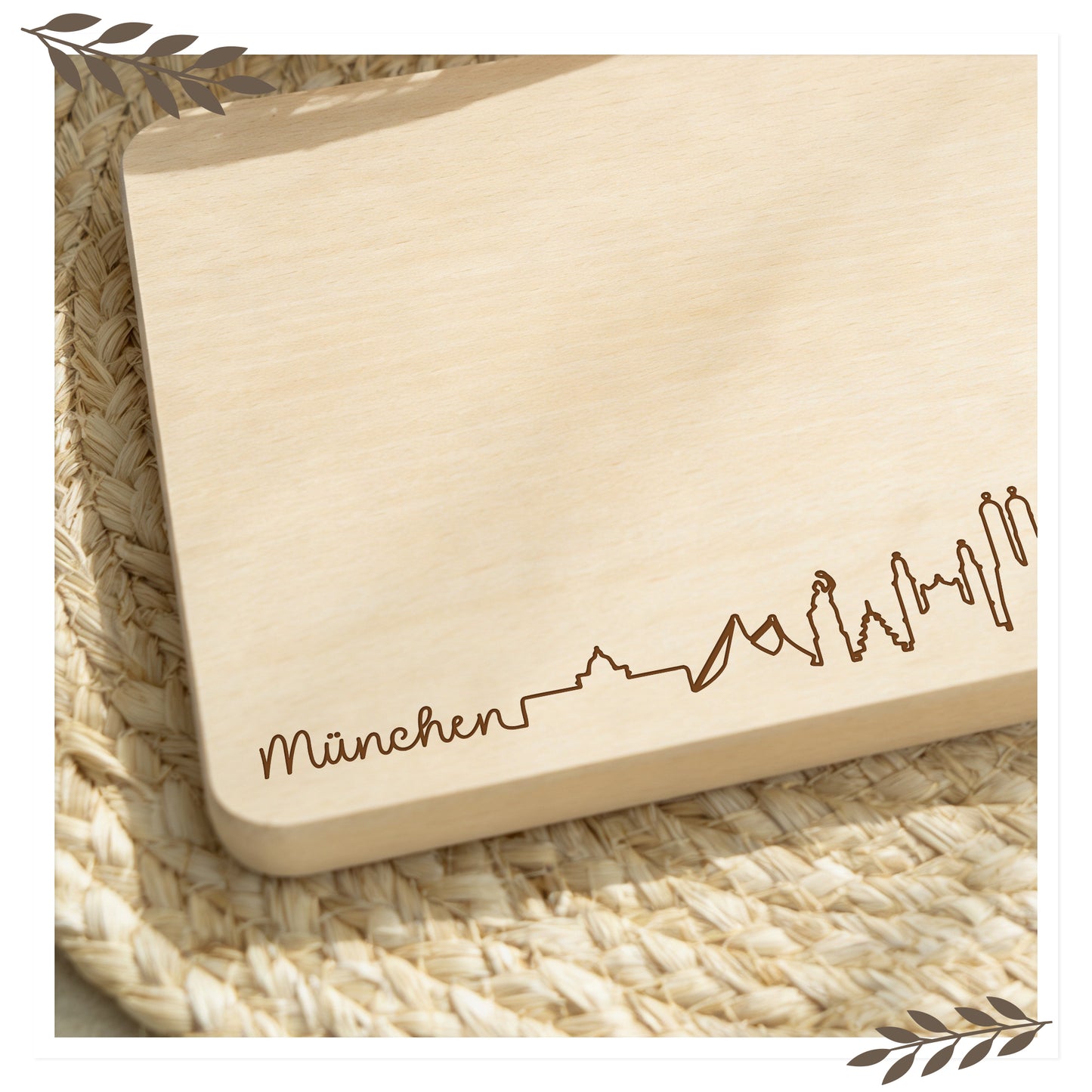 Frühstücksbrett München Skyline – Massives Buchenholz