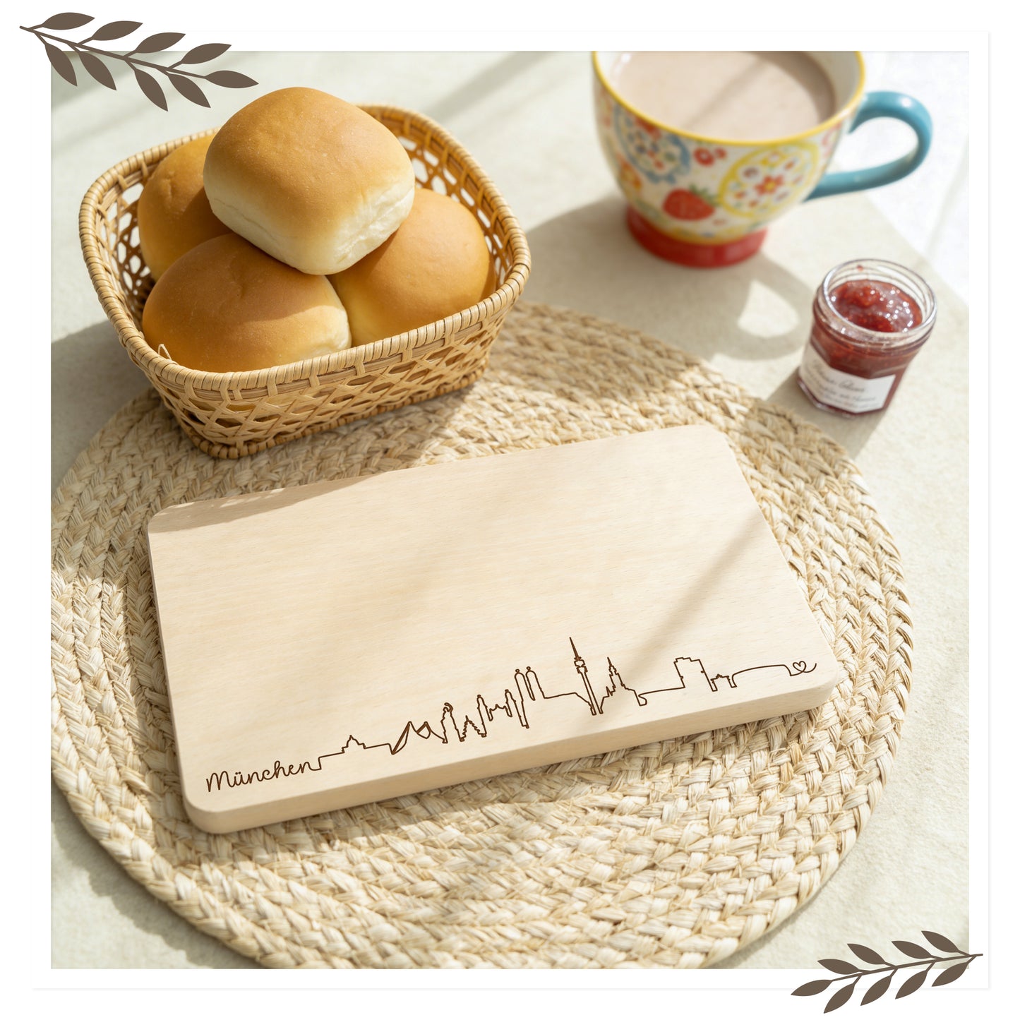 Frühstücksbrett München Skyline – Massives Buchenholz
