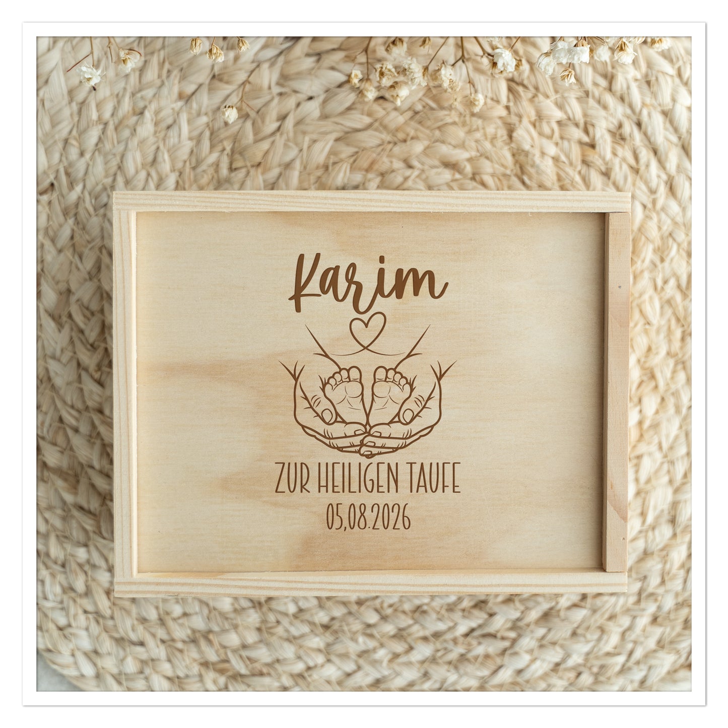 Geldgeschenk Taufe Holzbox mit Baby-Füßchen – personalisiert