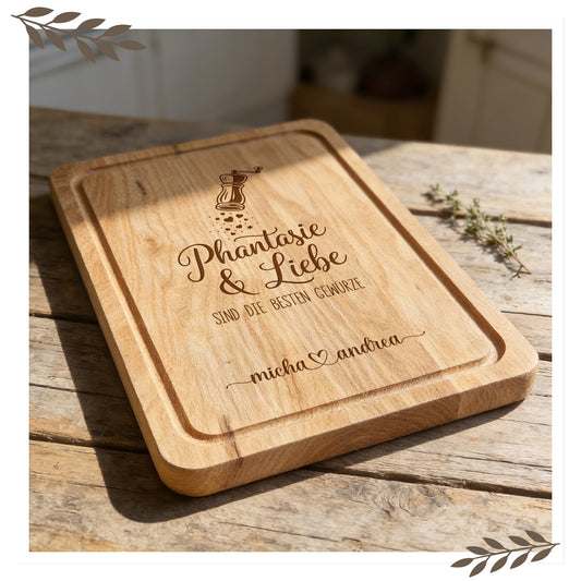 Personalisiertes Schneidebrett mit Gravur – Phantasie & Liebe