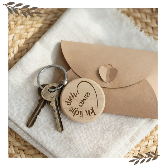 Personalisierter Schlüsselanhänger Holz „Ich liebe dich“ mit Name