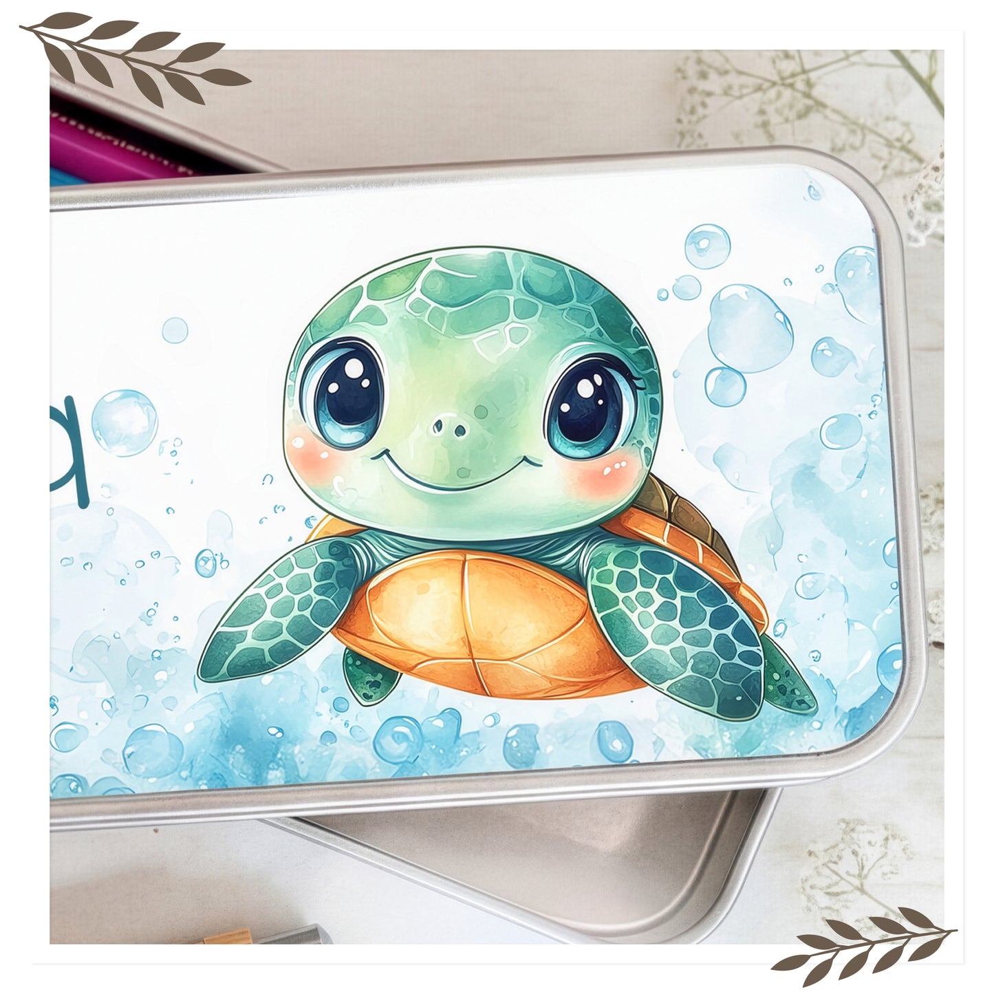 Stiftebox aus Metall mit Wunschname - Design Schildkröte