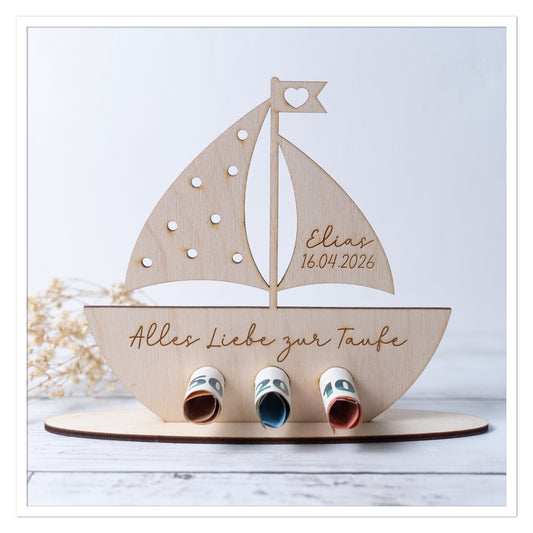 Geldgeschenk Taufe Boot aus Holz – personalisiert mit Name & Datum