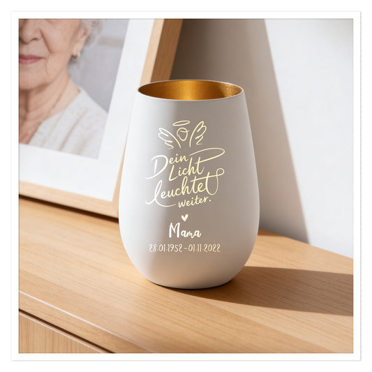 Personalisiertes Trauer Windlicht „Dein Licht leuchtet weiter“ mit Name & Datum